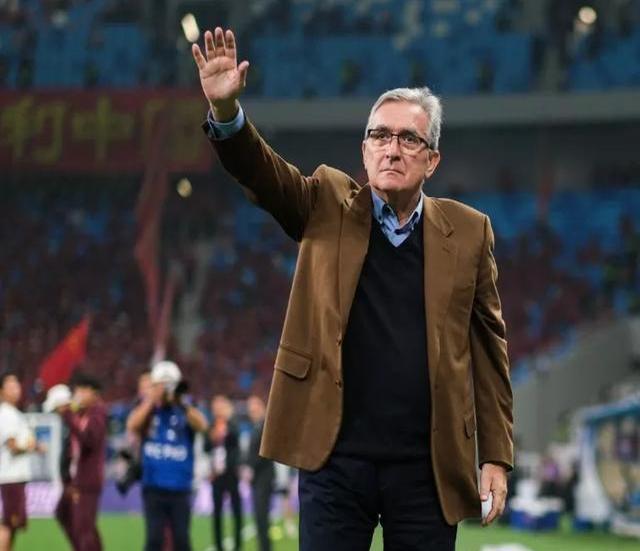 包含罗马发布备战花絮；今夜远射贴柱；中超任务艰巨；细节决定成败的词条